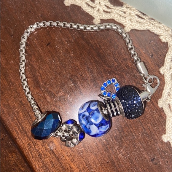 Pandora Charm Bracelet - Picture 1 of 1